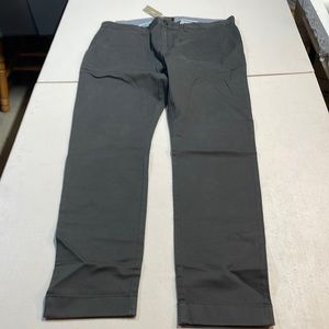 Men’s JCrew khaki pants size 33/30 dark green brand new with tags